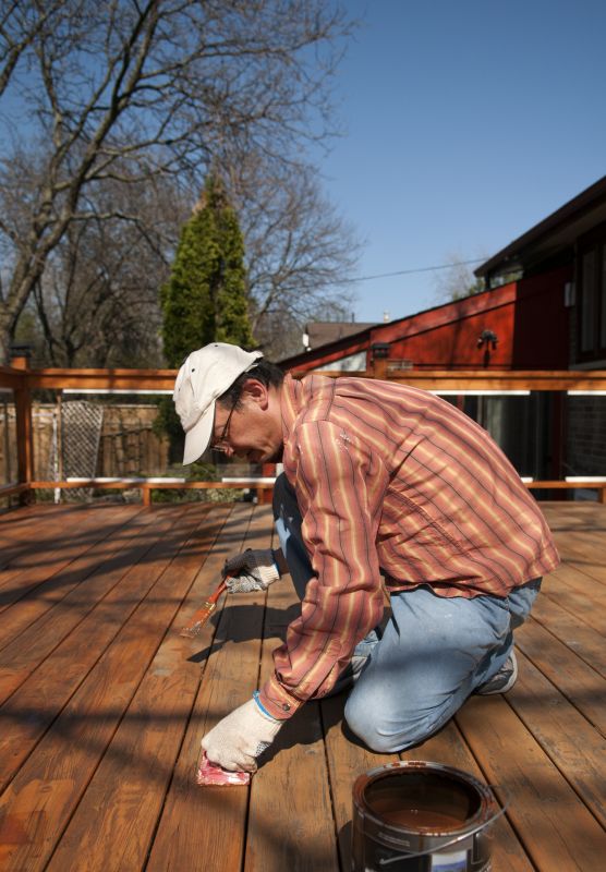 Local Deck Rail Staining in Fenton, MI