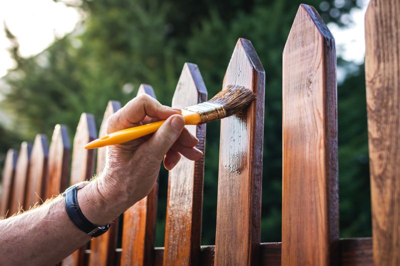 Local Fence Staining in Lake Forest, CA