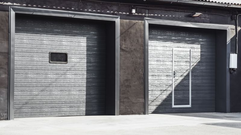 Garage Doors Painting