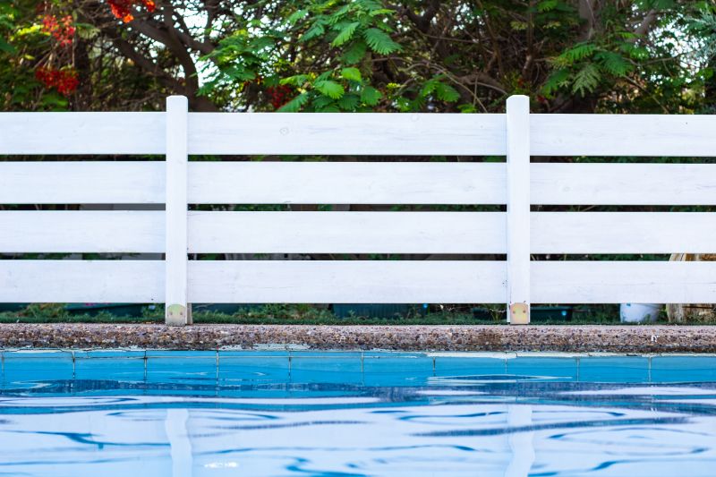 Local Pool Fence Painting in Lake Placid, FL