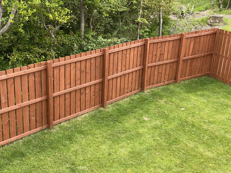 Local Residential Fence Painting in Perris, CA