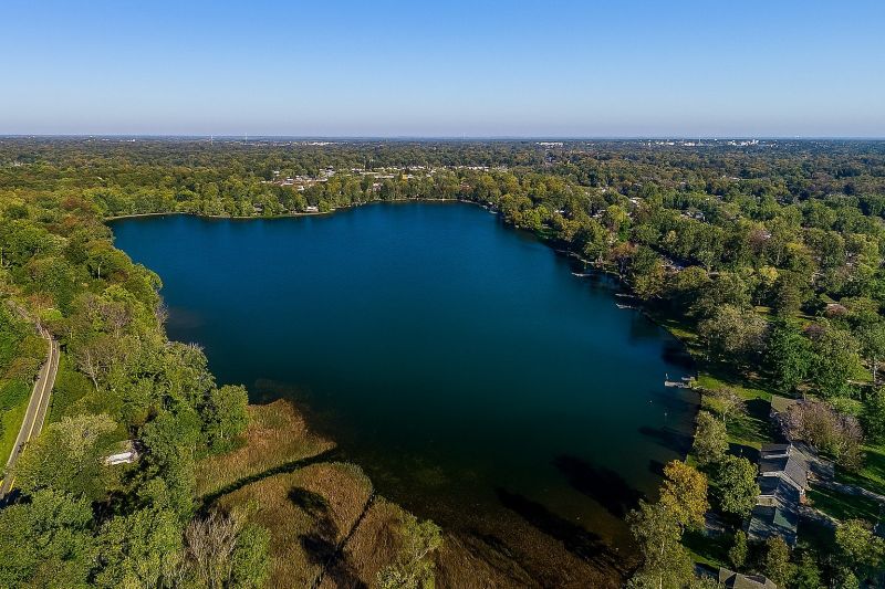 Local Deck Rail Staining in Waterford, MI