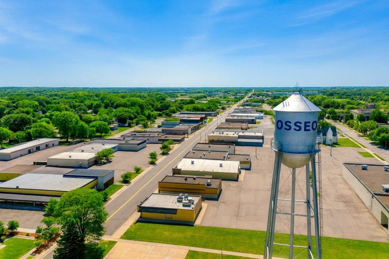 Local Exterior Door Staining in Osseo, MN