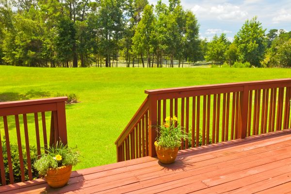 Deck Railing Staining Service